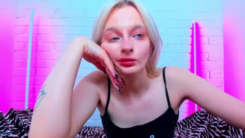 Snapshot of alessakiss chatting on June 2026 02:53:01 AM alessakiss online show from June 2026 02:53:01 AM