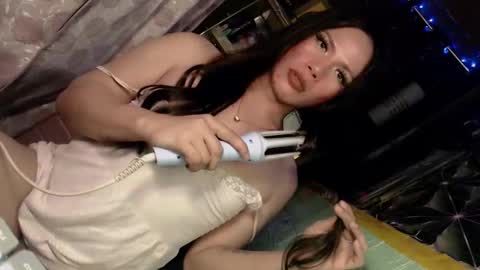 alessandra_megzz online show from March 2026 10:23:02 AM