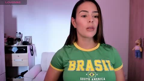 Snapshot of alessandramoreli chatting on June 2026 06:13:02 PM AlessandraMoreli Its my birthday online show from June 2026 06:13:02 PM
