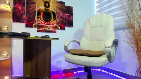 ALESSANDRO  WYE online show from December 2024 03:44:01 PM