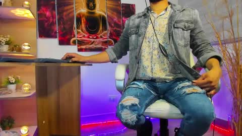 ALESSANDRO  WYE online show from January 2025 04:26:01 AM