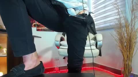 ALESSANDRO  WYE online show from February 2025 02:04:02 PM