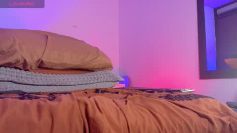 Kciqu3  Independent model online show from March 2026 03:01:02 AM