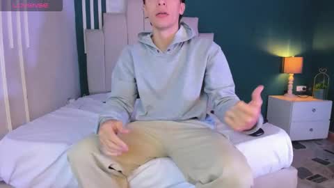 Alessandro Dybala online show from November 2025 12:27:02 PM