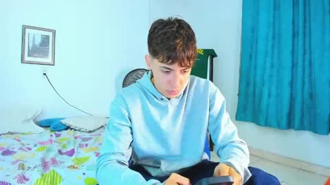 Alessandro Dybala online show from April 2026 12:28:02 PM