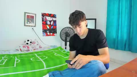 Snapshot of alessandro_dybala chatting on July 2026 12:41:01 PM Alessandro Dybala online show from July 2026 12:41:01 PM