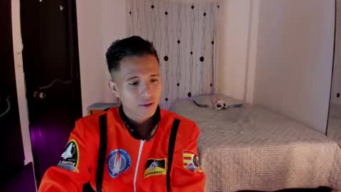 Snapshot of alessandro_wizard chatting on February 2025 03:53:01 AM Alessandro online show from February 2025 03:53:01 AM