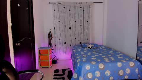 Snapshot of alessandro_wizard chatting on February 2025 01:22:01 AM Alessandro online show from February 2025 01:22:01 AM