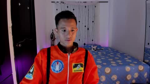 Snapshot of alessandro_wizard chatting on February 2025 09:46:02 PM Alessandro online show from February 2025 09:46:02 PM