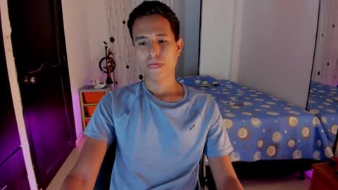 Snapshot of alessandro_wizard chatting on March 2025 10:34:02 PM Alessandro online show from March 2025 10:34:02 PM