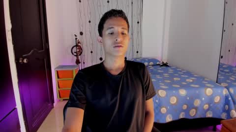 Snapshot of alessandro_wizard chatting on March 2025 11:44:02 PM Alessandro online show from March 2025 11:44:02 PM