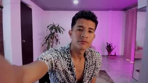 Snapshot of alessandro_wizard chatting on October 2025 04:55:01 PM Alessandro online show from October 2025 04:55:01 PM