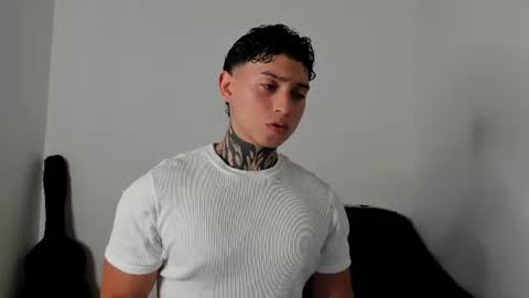 Alessandro online show from June 2026 09:34:01 PM