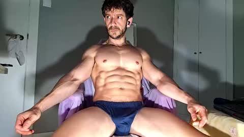 Alessandro online show from February 2026 04:19:02 PM