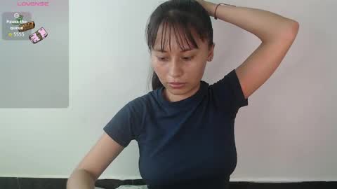 Snapshot of alessia_santorinni chatting on June 2026 06:09:01 PM alessia_santorinni online show from June 2026 06:09:01 PM