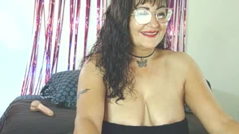 Snapshot of alessiabobs chatting on October 2025 11:16:02 PM Allesiaboobs online show from October 2025 11:16:02 PM
