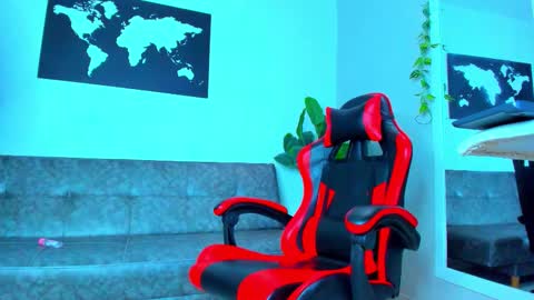 Aless Rose online show from March 2026 08:37:01 PM