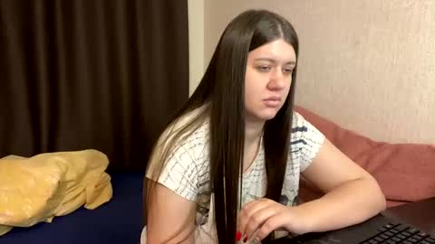 Aletta Oushen online show from December 2024 01:17:01 PM