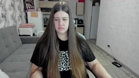 Aletta Oushen online show from December 2025 10:13:01 AM