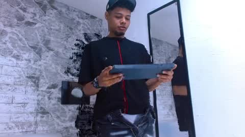 alex online show from April 2026 03:22:02 AM