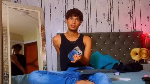 Snapshot of alex_bloom_ chatting on June 2026 07:20:01 PM Alexander online show from June 2026 07:20:01 PM