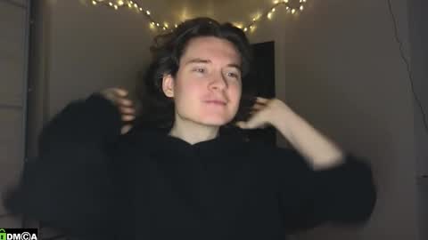 FAVORITE online show from November 2025 12:19:01 AM