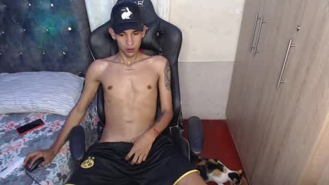 Snapshot of alex_diorrr chatting on January 2025 06:56:02 AM Alex online show from January 2025 06:56:02 AM