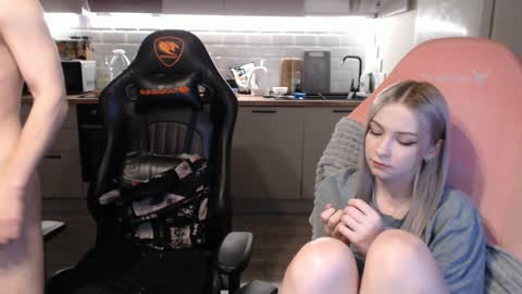 Alex online show from December 2024 10:37:01 PM