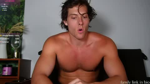 Snapshot of alex_islive chatting on April 2026 10:47:02 PM Alex Stone online show from April 2026 10:47:02 PM