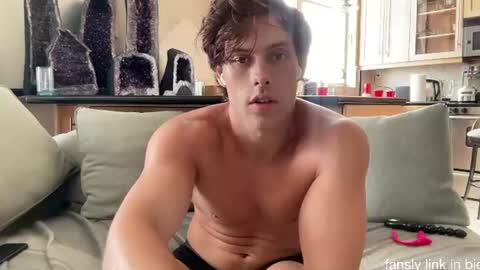 Alex Stone online show from July 2026 08:11:01 PM