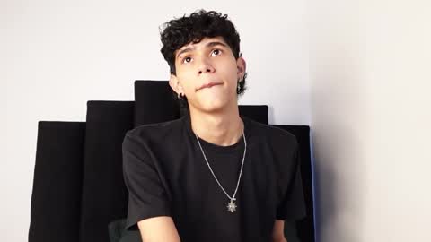 alex_mark_ online show from September 2025 03:25:01 PM