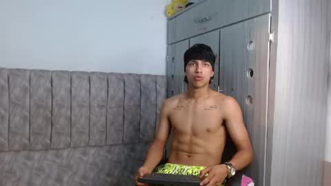 Snapshot of alex_martin47 chatting on April 2026 10:54:02 PM alex online show from April 2026 10:54:02 PM