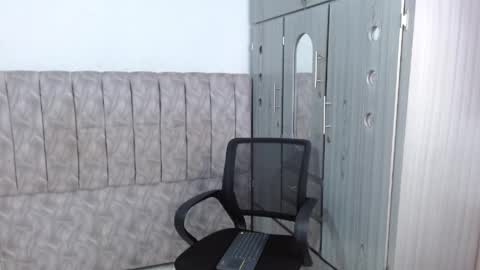 Snapshot of alex_martin47 chatting on May 2026 10:18:01 PM alex online show from May 2026 10:18:01 PM