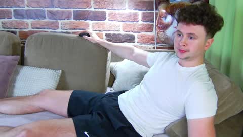 Alex online show from May 2026 12:37:02 PM