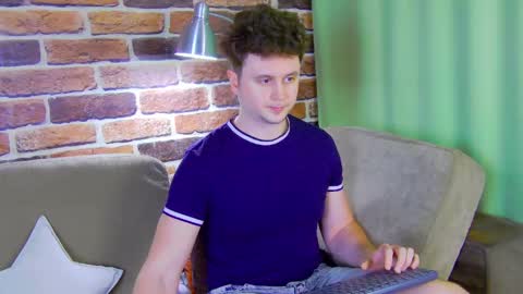Alex online show from May 2026 11:49:01 AM