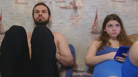 Alex and Sarah online show from March 2026 01:37:02 PM