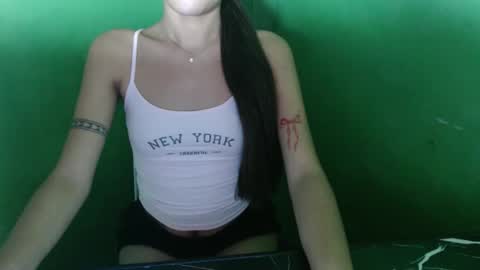 alexa04052007 online show from October 2025 04:07:02 PM