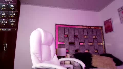 Snapshot of alexa_candy_18 chatting on June 2026 12:20:02 AM Alexa online show from June 2026 12:20:02 AM