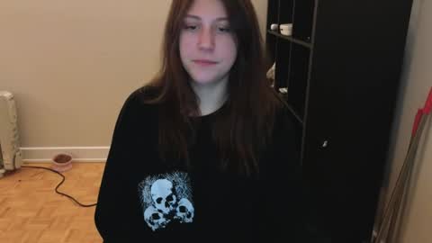 Snapshot of alexa_dream chatting on December 2024 03:04:02 AM dont be afraid to click social media link its working just click on that online show from December 2024 03:04:02 AM