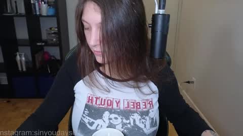 Snapshot of alexa_dream chatting on November 2025 11:58:02 PM dont be afraid to click social media link its working just click on that online show from November 2025 11:58:02 PM