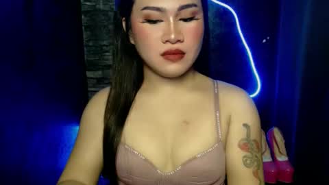 alexa_hansung online show from October 2025 04:08:01 PM