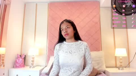 Snapshot of alexa_jonees chatting on April 2026 08:39:01 PM Alexa online show from April 2026 08:39:01 PM