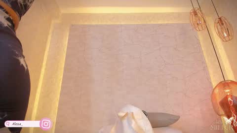 Alexa Millers online show from December 2025 05:14:01 AM