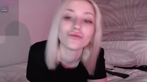 Snapshot of alexa_novak chatting on November 2025 02:50:02 PM Alexa online show from November 2025 02:50:02 PM