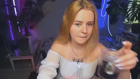 alexa_pirs online show from September 2025 01:16:02 PM