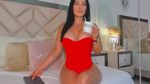 alexa_tobar online show from February 2025 12:17:01 AM