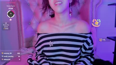 Snapshot of alexafoxy18 chatting on January 2025 10:32:01 AM ALEXA online show from January 2025 10:32:01 AM