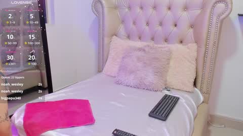 Snapshot of alexafoxy18 chatting on January 2025 10:29:02 AM ALEXA online show from January 2025 10:29:02 AM