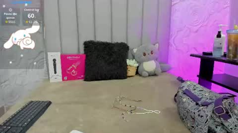 Snapshot of alexafoxy18 chatting on July 2026 06:29:01 AM ALEXA online show from July 2026 06:29:01 AM