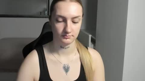 Alexa online show from November 2025 03:38:02 PM